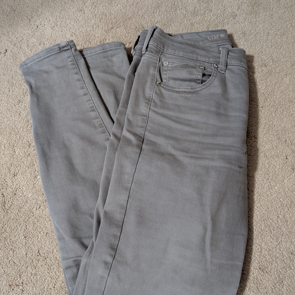 American Eagle High-Rise Super Stretch Skinny Jeggings